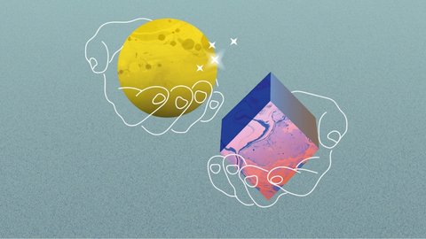 "Zwei Umriss-Hände auf blauem Hintergrund. Die linke Hand hält einen gelben Mond mit Kratern und weißen Sternen. Die rechte Hand hält eine geometrische Form mit einem topografischen Muster in Rosa-, Blau- und Orangetönen. Symbolisiert die Balance zwischen Himmel und Erde oder Natur und Wissenschaft."