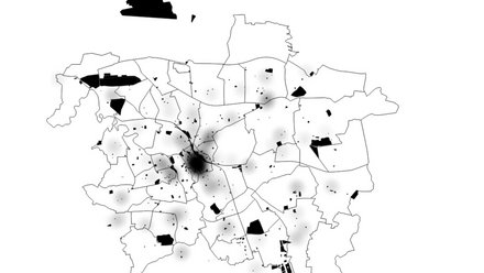 Zweite Graustufen‑Heatmap; stärkster Hotspot im Zentrum, zahlreiche kleinere Flecken in Außenbereichen; mehrere ausgefüllte schwarze Areale verteilt.