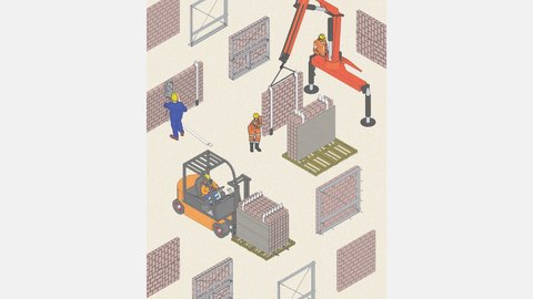 Isometrische Baustellen‑Illustration: Mobilkran richtet vorgefertigte Ziegelwand aus, Gabelstapler liefert Steine; drei Arbeiter in Schutzkleidung zwischen Wandrahmen.