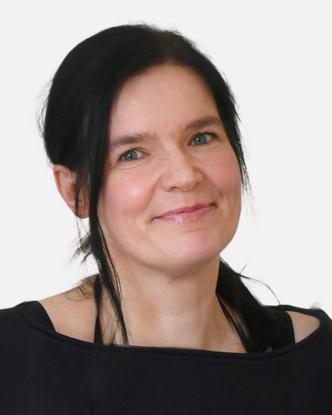 Porträtfoto einer Frau mittleren Alters