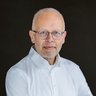 Poträt eines Mannes mit Brille