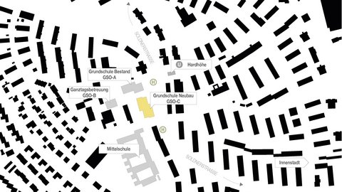 Schwarzplan mit Lage eines Schulneubaus zwischen bestehenden Schulgebäuden und Straßen.