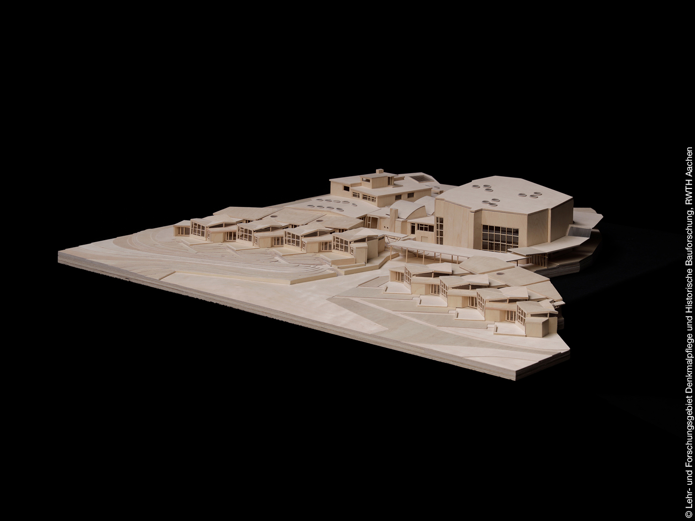 Holzmodell der Grund- und Hauptschule in Marl