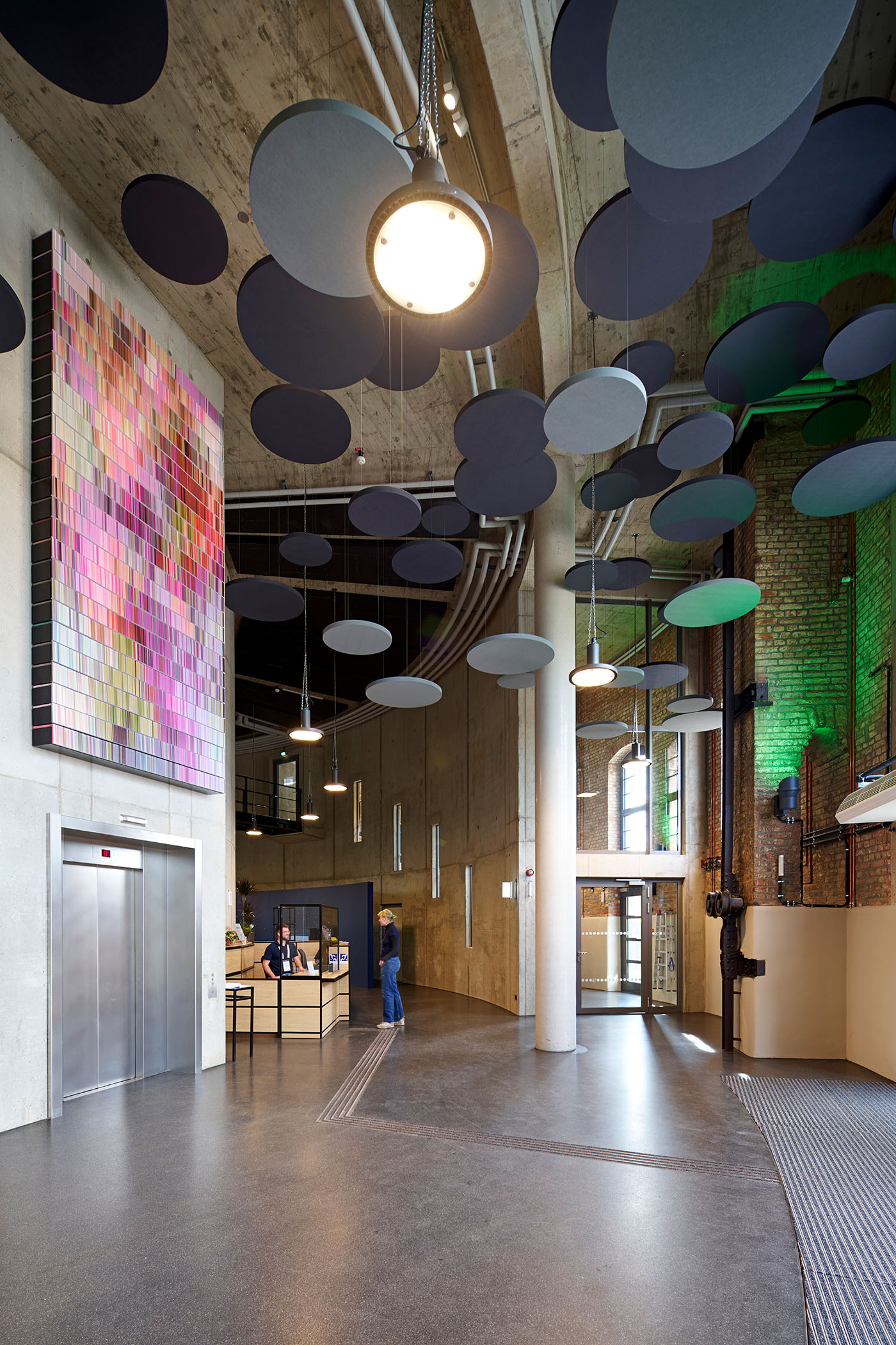 Eingangsbereich des Gasometers in Halle (Saale)